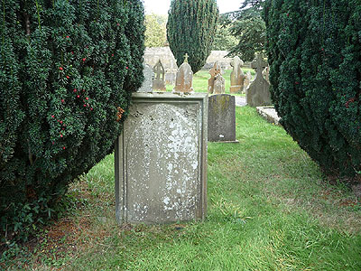 Image The headstone of Edward & Hannah Warren in the churchyard at Fretherne